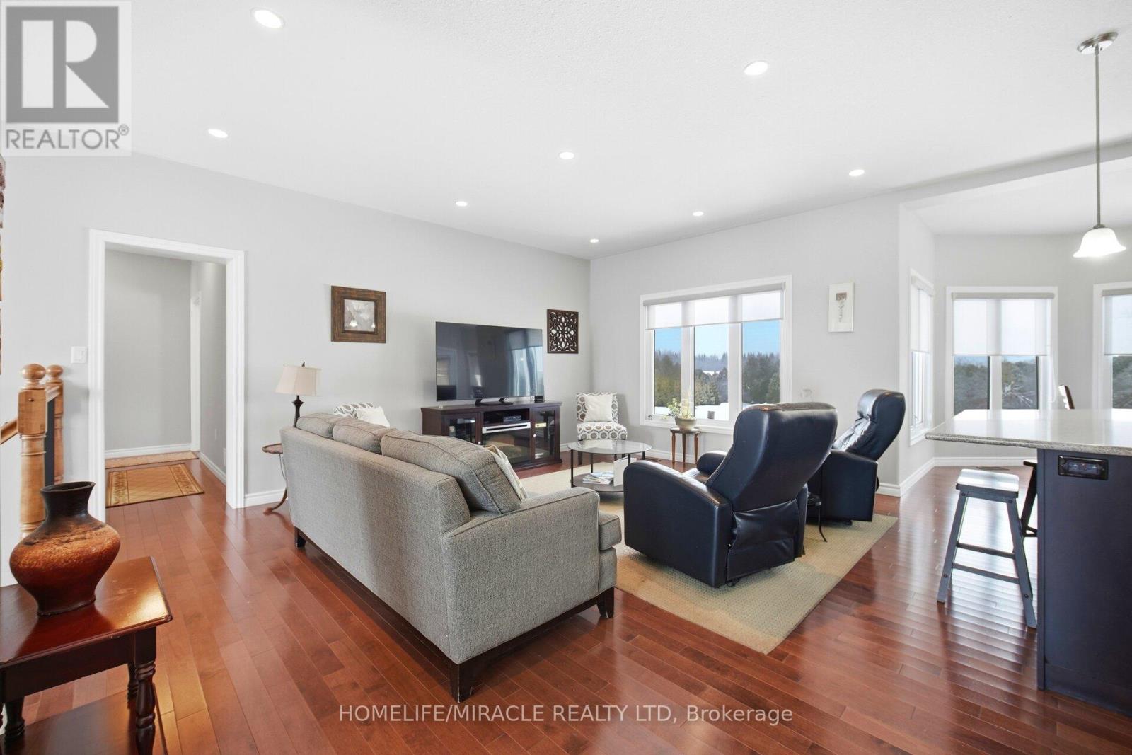 112060 11th Line, East Garafraxa, Ontario  L9W 7A6 - Photo 16 - X12811062