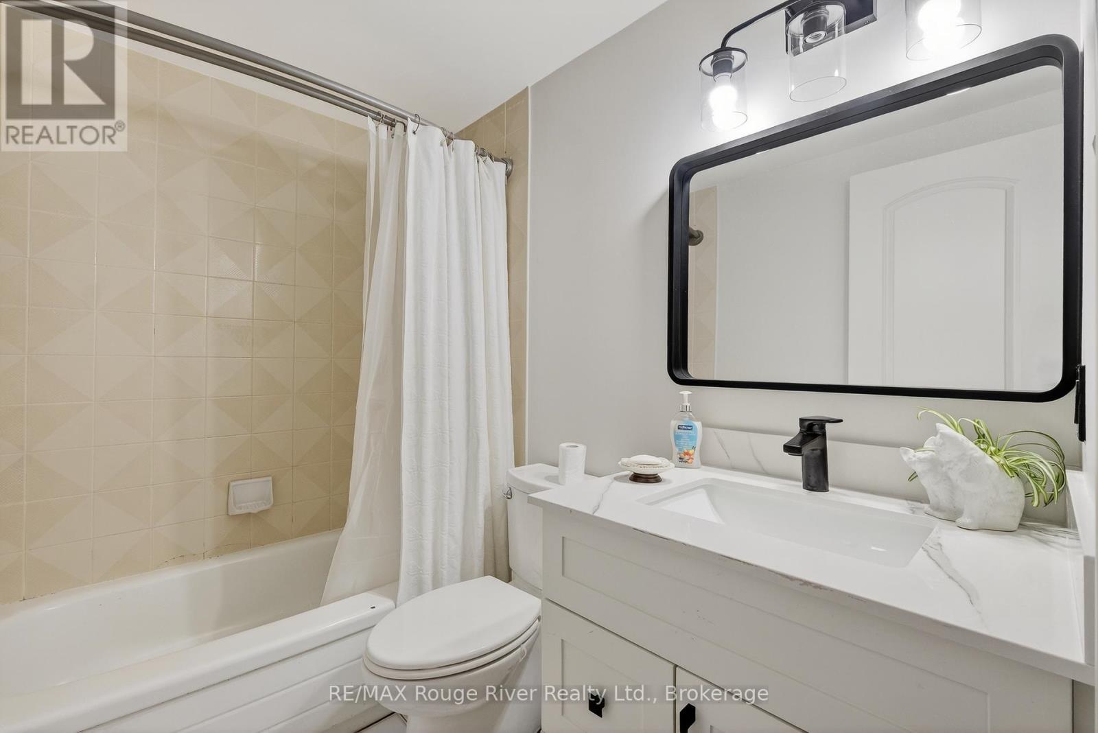 9 Farncomb Crescent, Clarington, Ontario L1C 4L5 - Photo 27 - E13176462