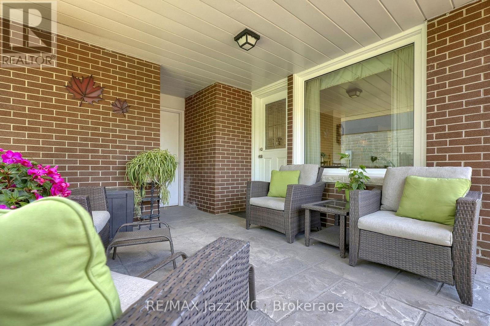 961 Swiss Heights, Oshawa, Ontario  L1K 2A7 - Photo 43 - E13184940