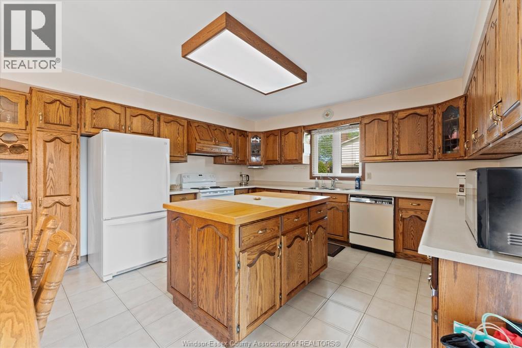 500 Rostrevor, Tecumseh, Ontario N8N 2B8 - Photo 18 - 26012299