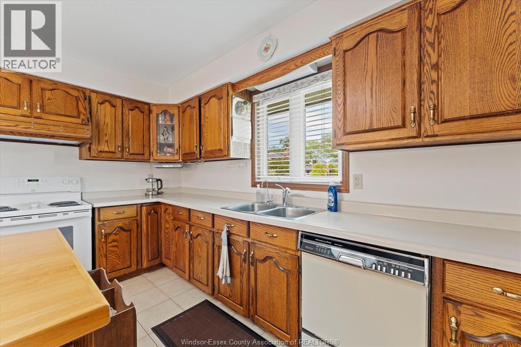 500 Rostrevor, Tecumseh, Ontario N8N 2B8 - Photo 19 - 26012299
