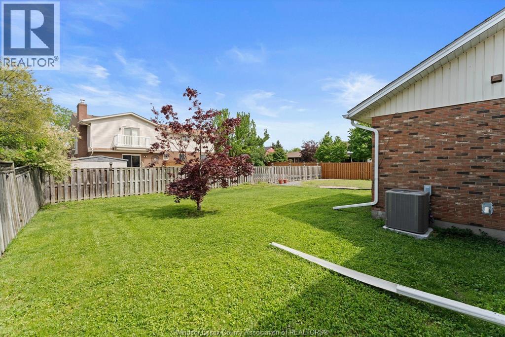 500 Rostrevor, Tecumseh, Ontario N8N 2B8 - Photo 41 - 26012299