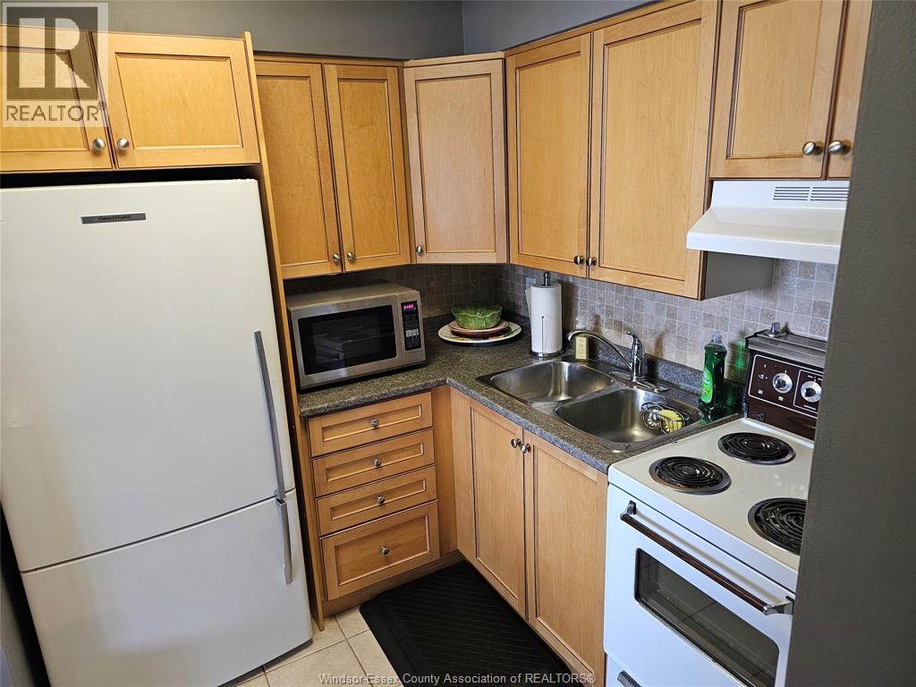 111 Riverside Drive East Unit# 1515, Windsor, Ontario N9A 2S6 - Photo 6 - 26012298