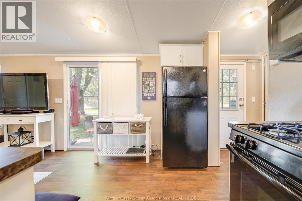 981 County Rd 2 Unit# 535, Lakeshore, Ontario N8L 1B4 - Photo 10 - 26012215