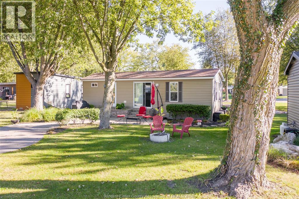 981 County Rd 2 Unit# 535, Lakeshore, Ontario N8L 1B4 - Photo 20 - 26012215
