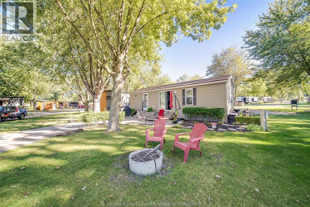 981 County Rd 2 Unit# 535, Lakeshore, Ontario N8L 1B4 - Photo 24 - 26012215