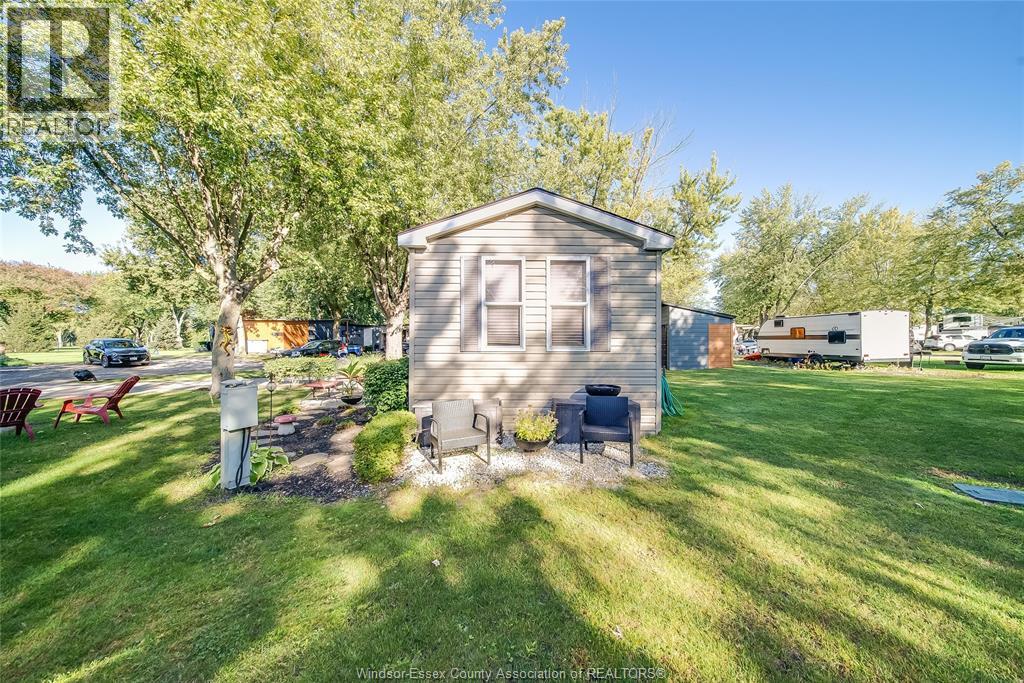981 County Rd 2 Unit# 535, Lakeshore, Ontario N8L 1B4 - Photo 27 - 26012215