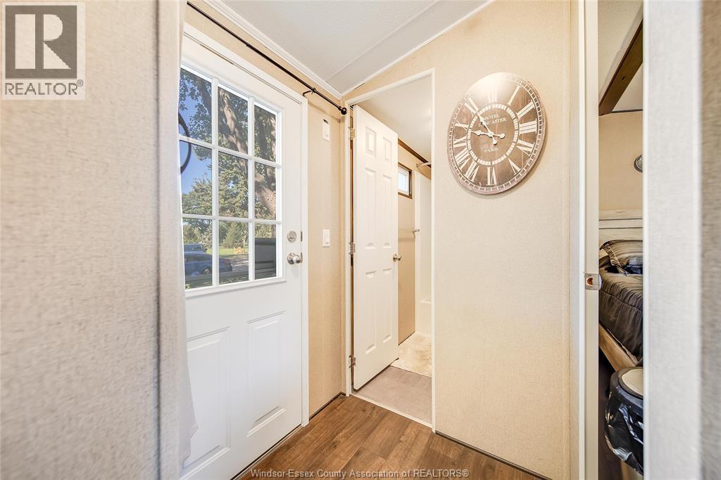 981 County Rd 2 Unit# 535, Lakeshore, Ontario N8L 1B4 - Photo 3 - 26012215