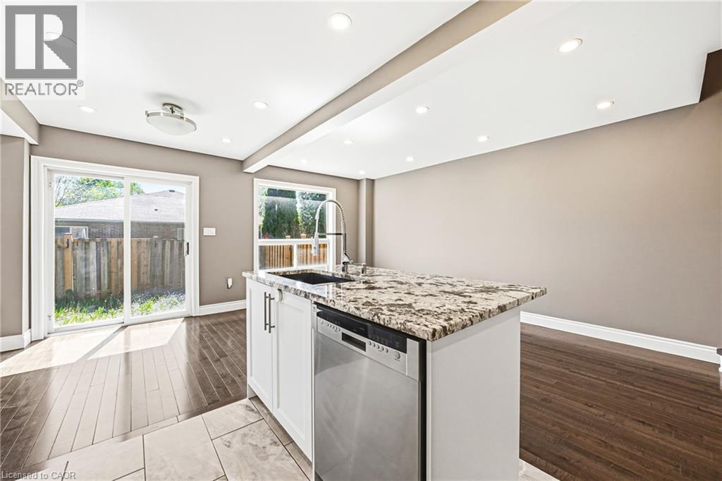 1000 Upper Paradise Road Unit# 16, Hamilton, Ontario  L9B 2S7 - Photo 16 - 40833990