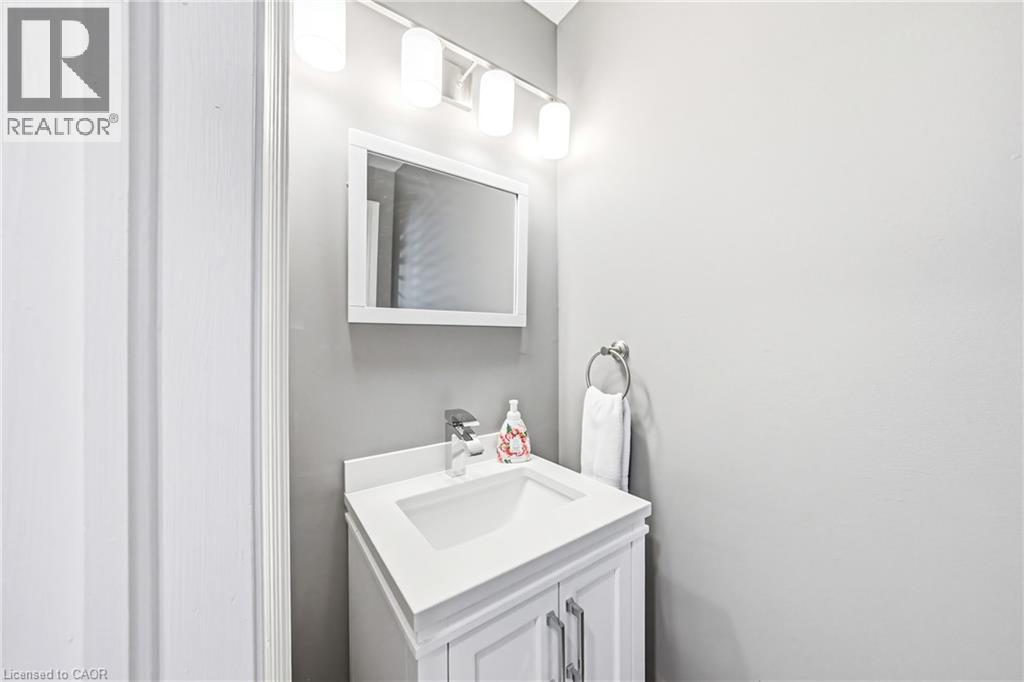 1000 Upper Paradise Road Unit# 16, Hamilton, Ontario  L9B 2S7 - Photo 17 - 40833990