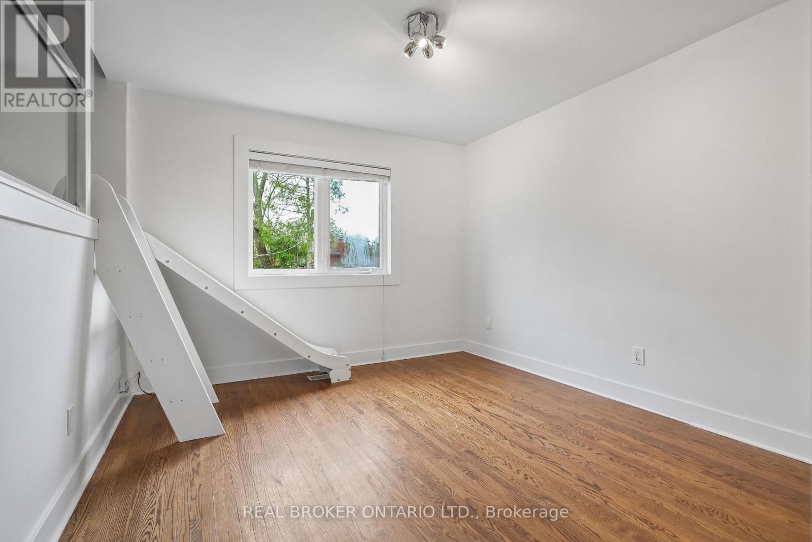 77 Norgrove Crescent, Toronto, Ontario  M9P 3C7 - Photo 14 - W13134042