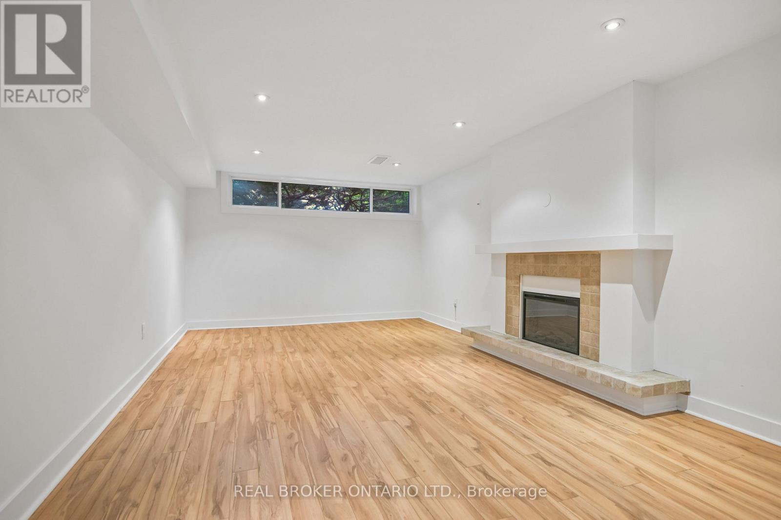 77 Norgrove Crescent, Toronto, Ontario  M9P 3C7 - Photo 20 - W13134042