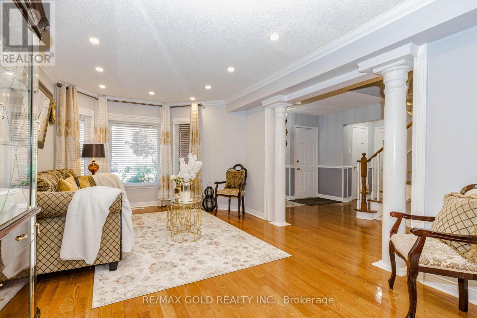 103 Vivians Crescent, Brampton, Ontario  L6Y 4V4 - Photo 9 - W13167302