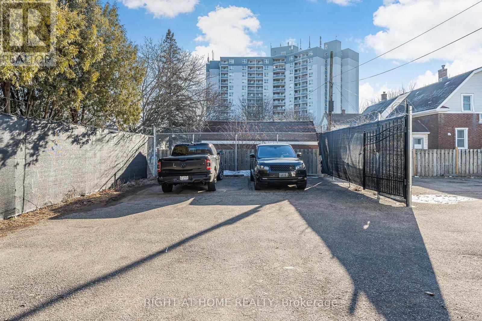 4872 Victoria Avenue, Niagara Falls, Ontario  L2E 4C5 - Photo 27 - X13183348