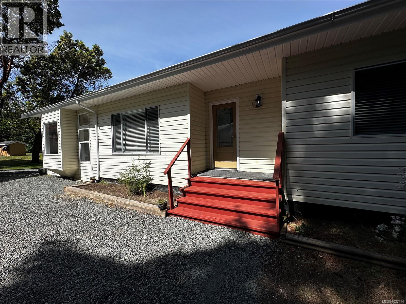 1864 Bates Rd, Courtenay, British Columbia  V9J 1X4 - Photo 9 - 1037474