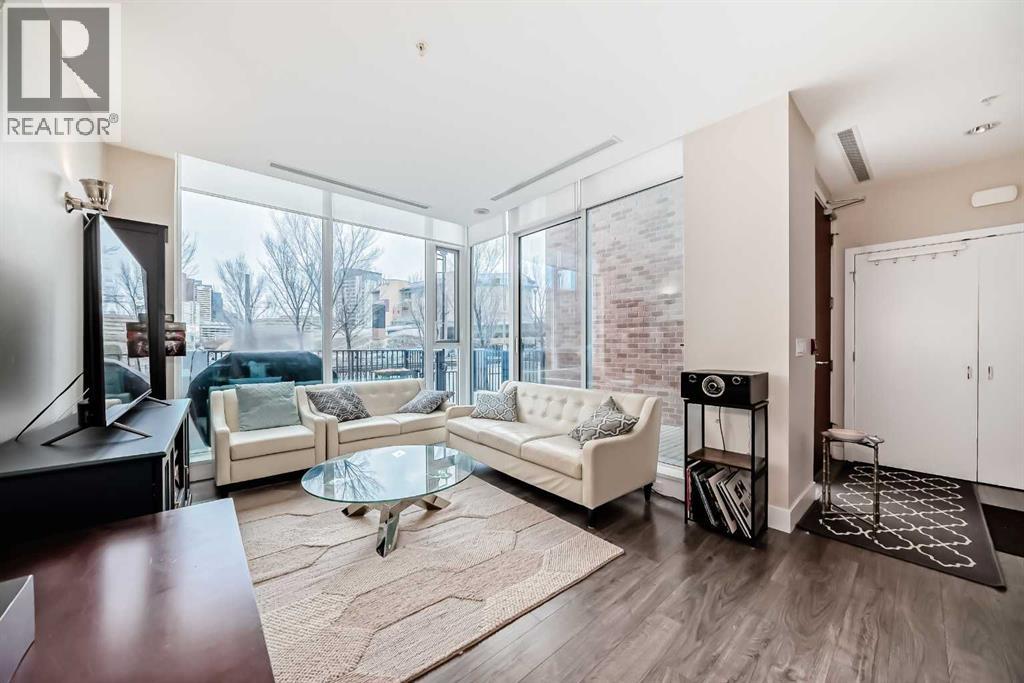 554 Riverfront Lane Se, Calgary, Alberta  T2G 1K1 - Photo 5 - A2305166
