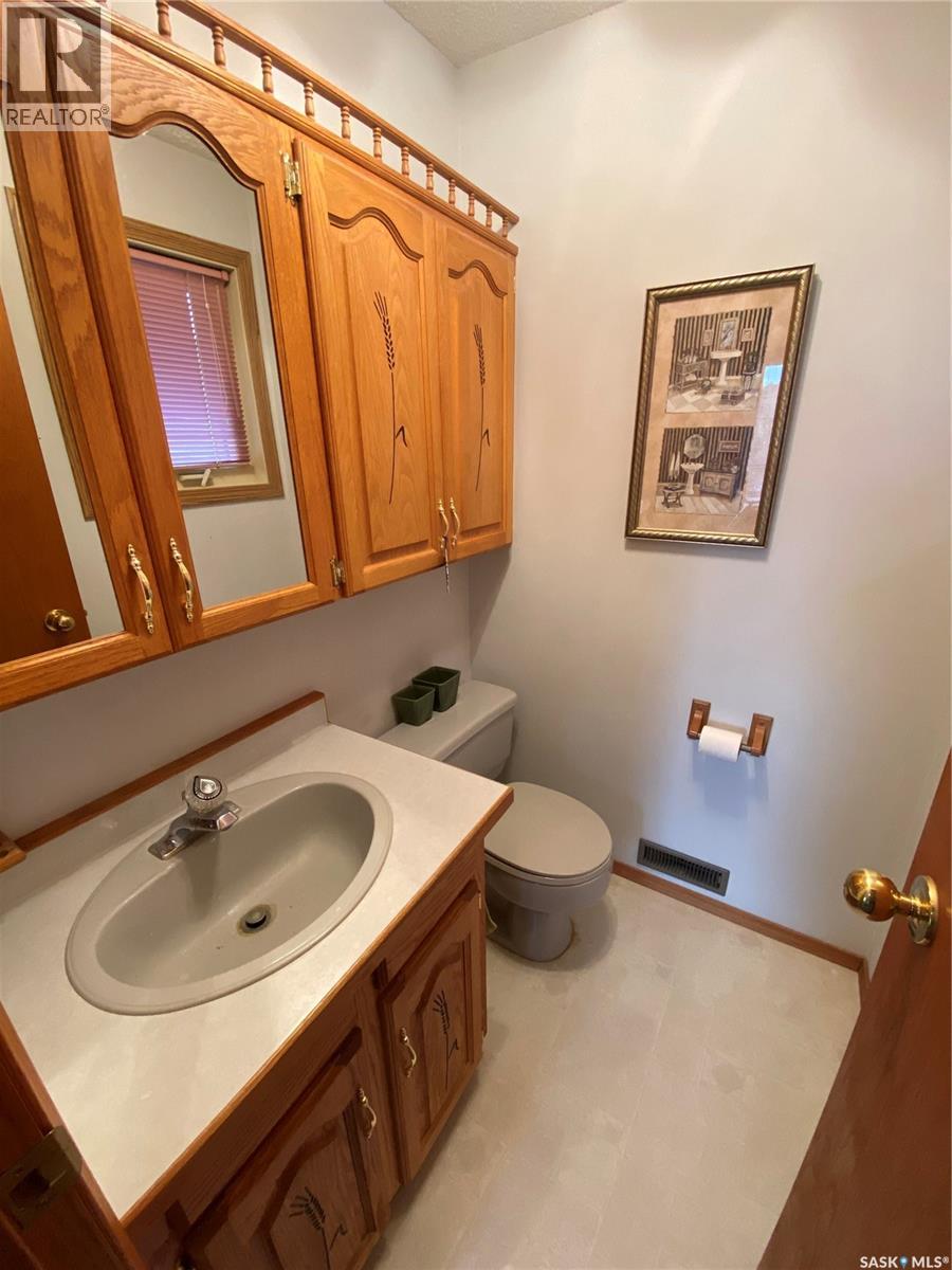 19 Bull Crescent, Yorkton, Saskatchewan  S3N 3Y5 - Photo 10 - SK037014