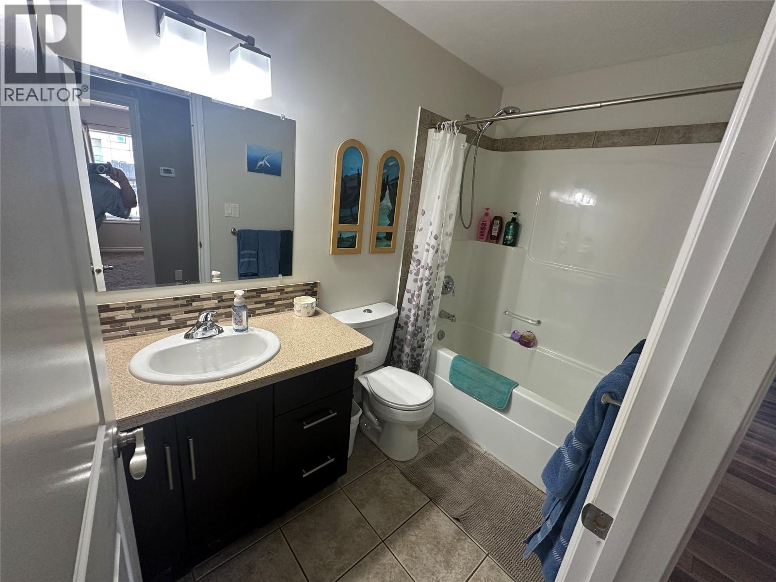 8713 19a Street, Dawson Creek, British Columbia  V1G 0A7 - Photo 9 - 10388367