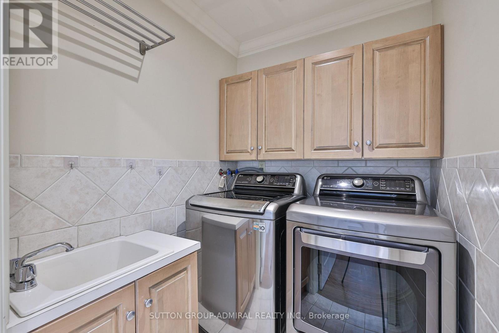 568 Fairlawn Avenue, Toronto, Ontario  M5M 1V6 - Photo 32 - C13189924