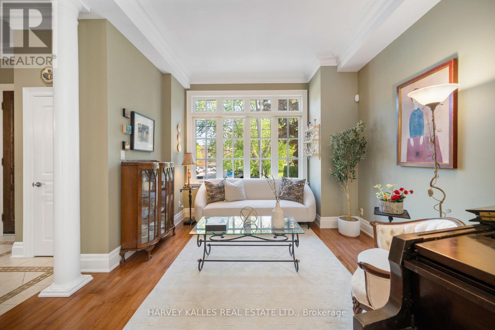 466 Glengarry Avenue, Toronto, Ontario  M5M 1G1 - Photo 9 - C13190282