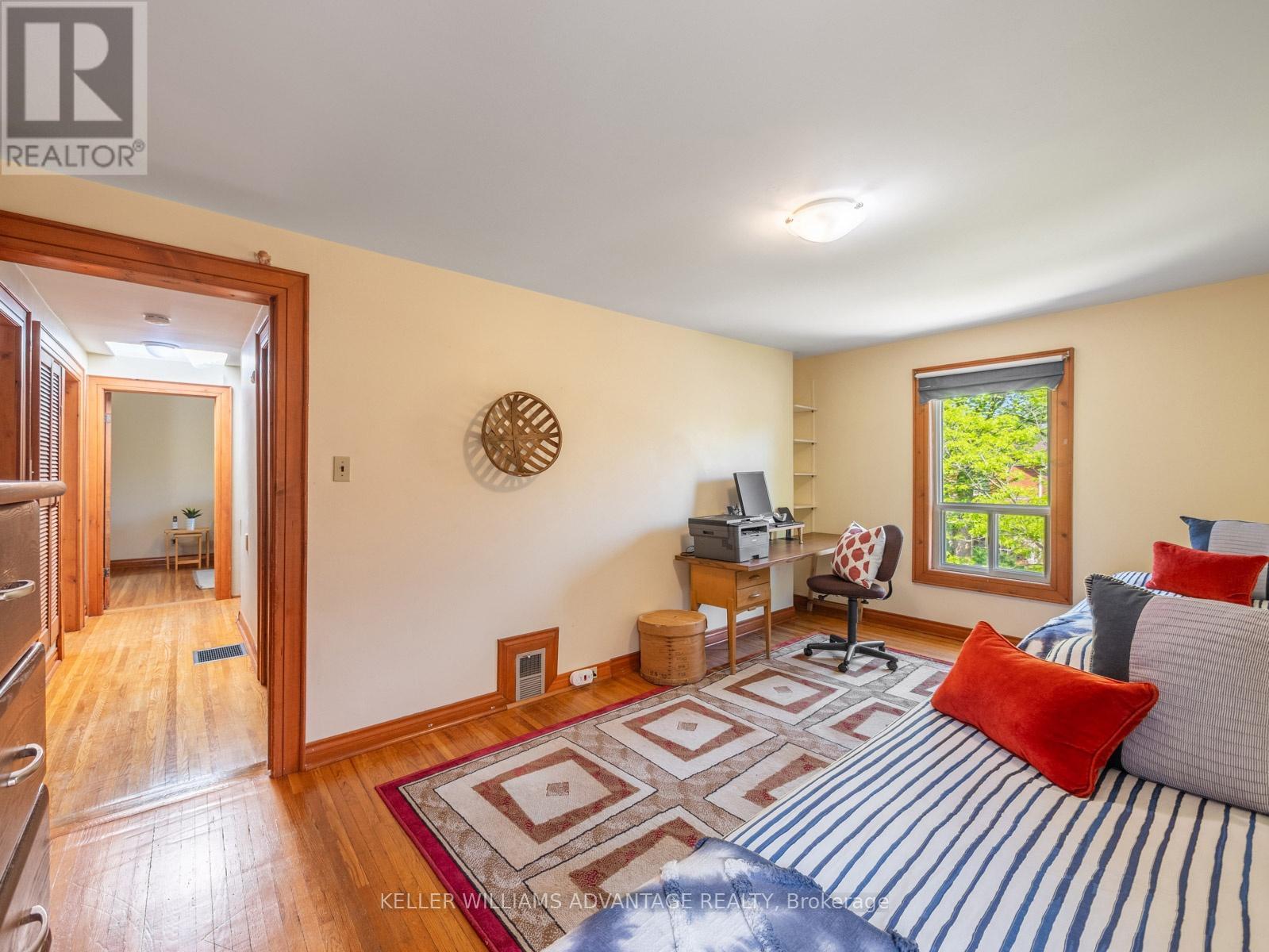 27 Lyall Avenue, Toronto, Ontario  M4E 1W1 - Photo 23 - E13190146