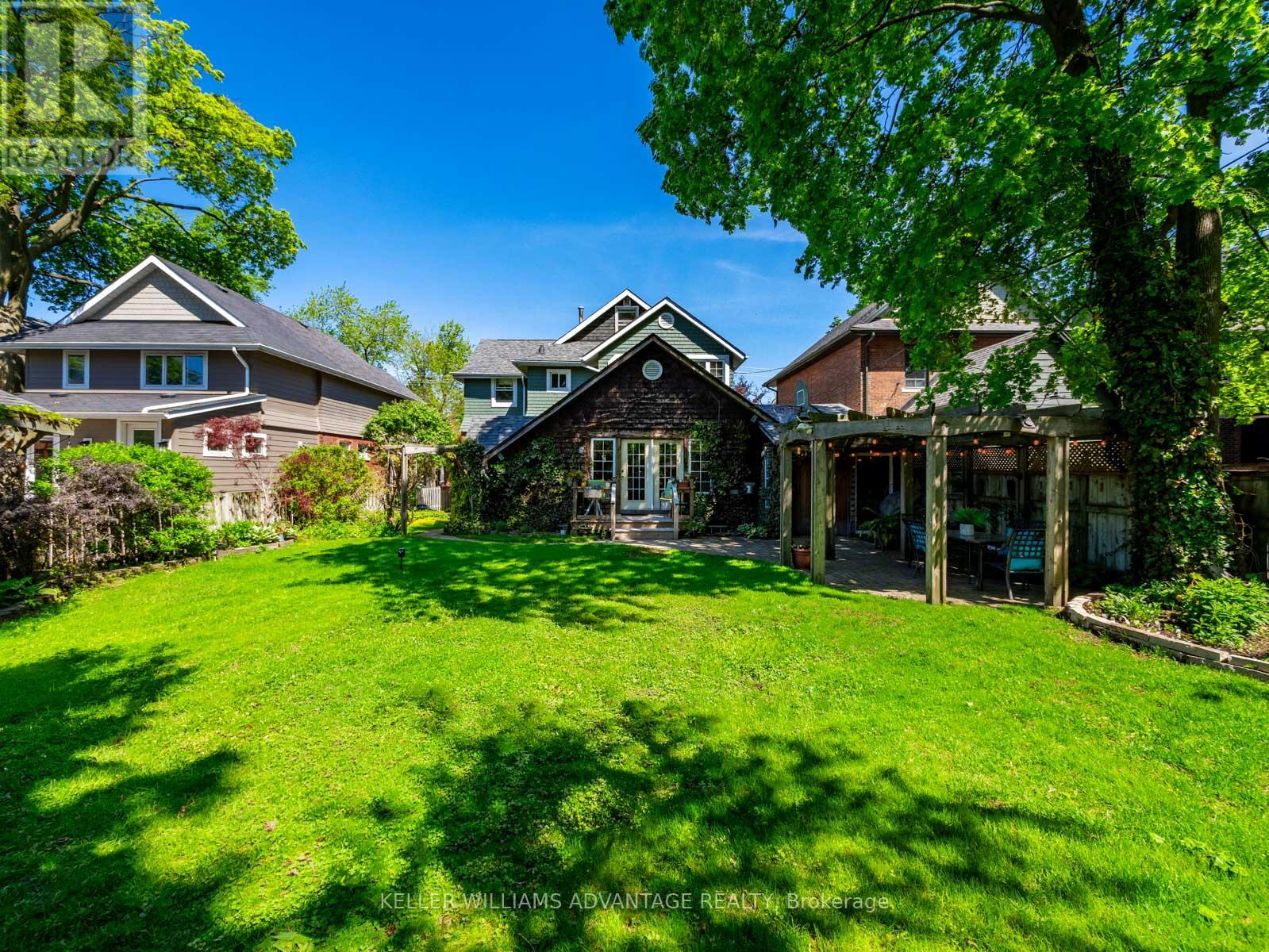 27 Lyall Avenue, Toronto, Ontario  M4E 1W1 - Photo 44 - E13190146