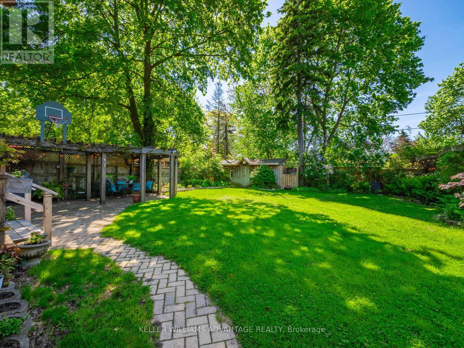 27 Lyall Avenue, Toronto, Ontario  M4E 1W1 - Photo 46 - E13190146