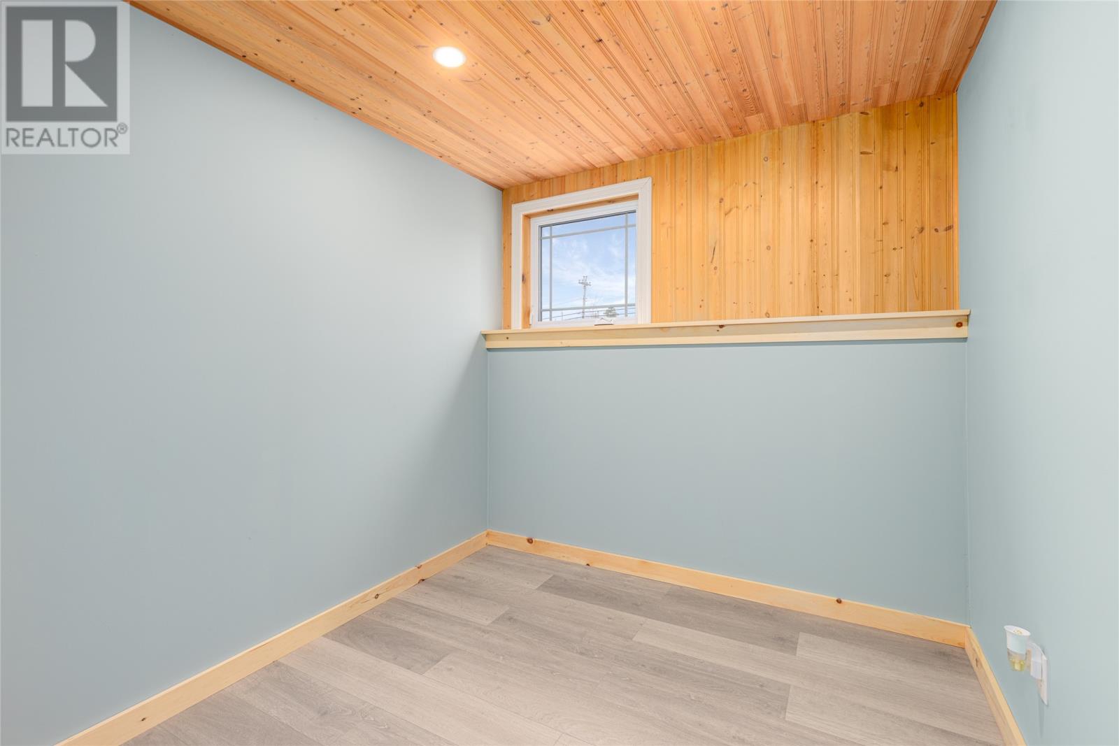 1582 Torbay Road, Torbay, Newfoundland & Labrador   - Photo 22 - 1297721