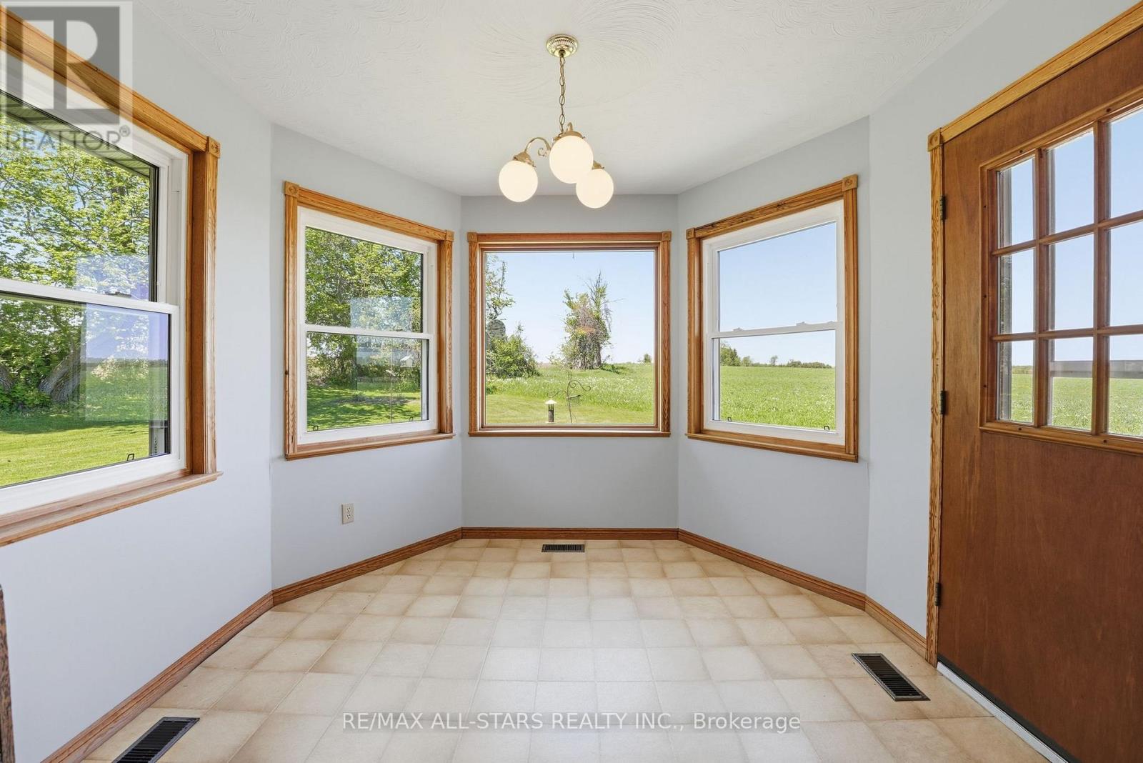 142 Country Mile Lane, Georgina, Ontario  L0E 1R0 - Photo 17 - N13189730