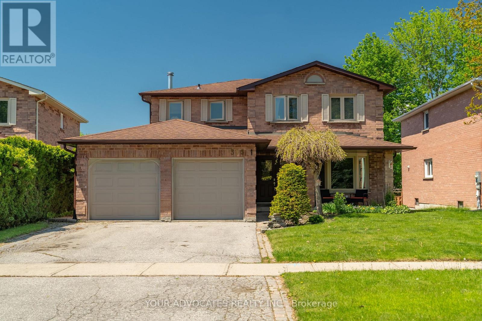 305 HERRIDGE CIRCLE, Newmarket, Ontario