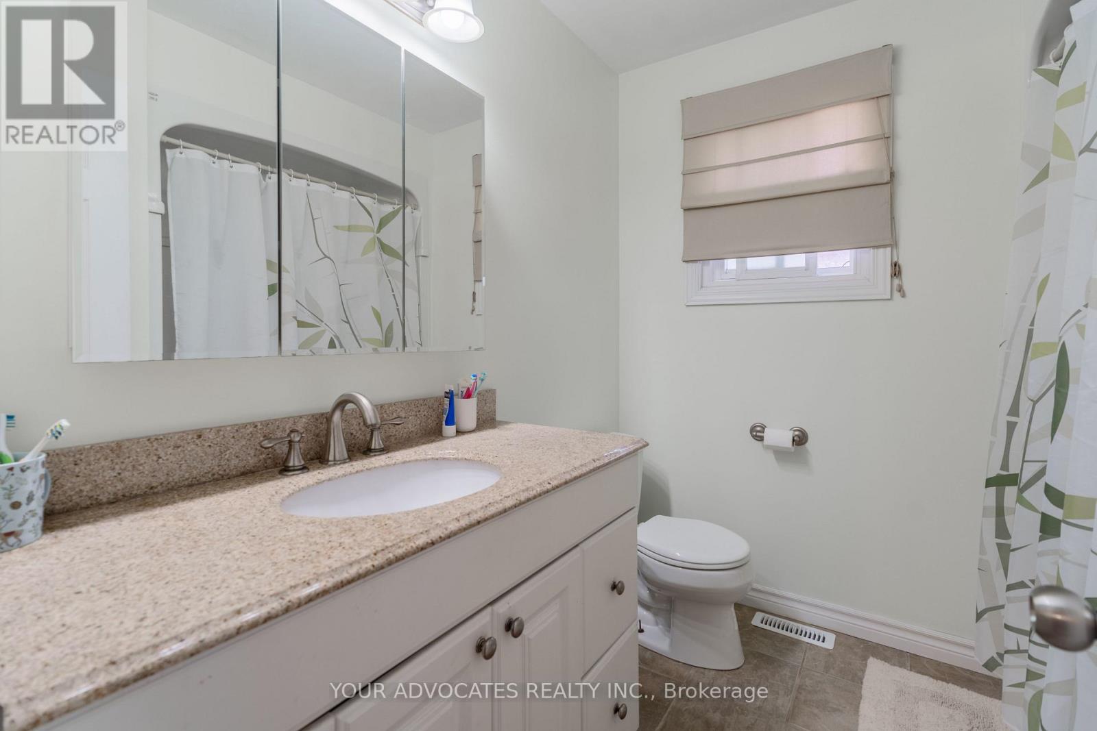 305 Herridge Circle, Newmarket, Ontario  L3Y 7H7 - Photo 17 - N13189986