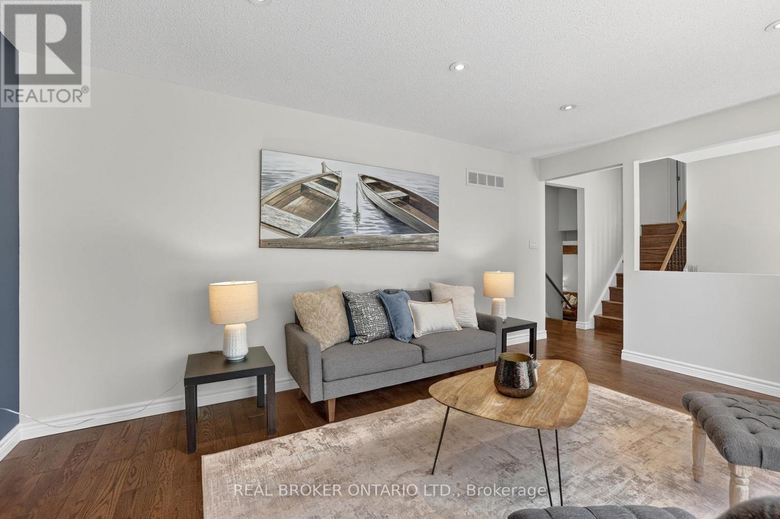 6 Sunset Street, East Gwillimbury, Ontario  L9N 1H4 - Photo 10 - N13190020