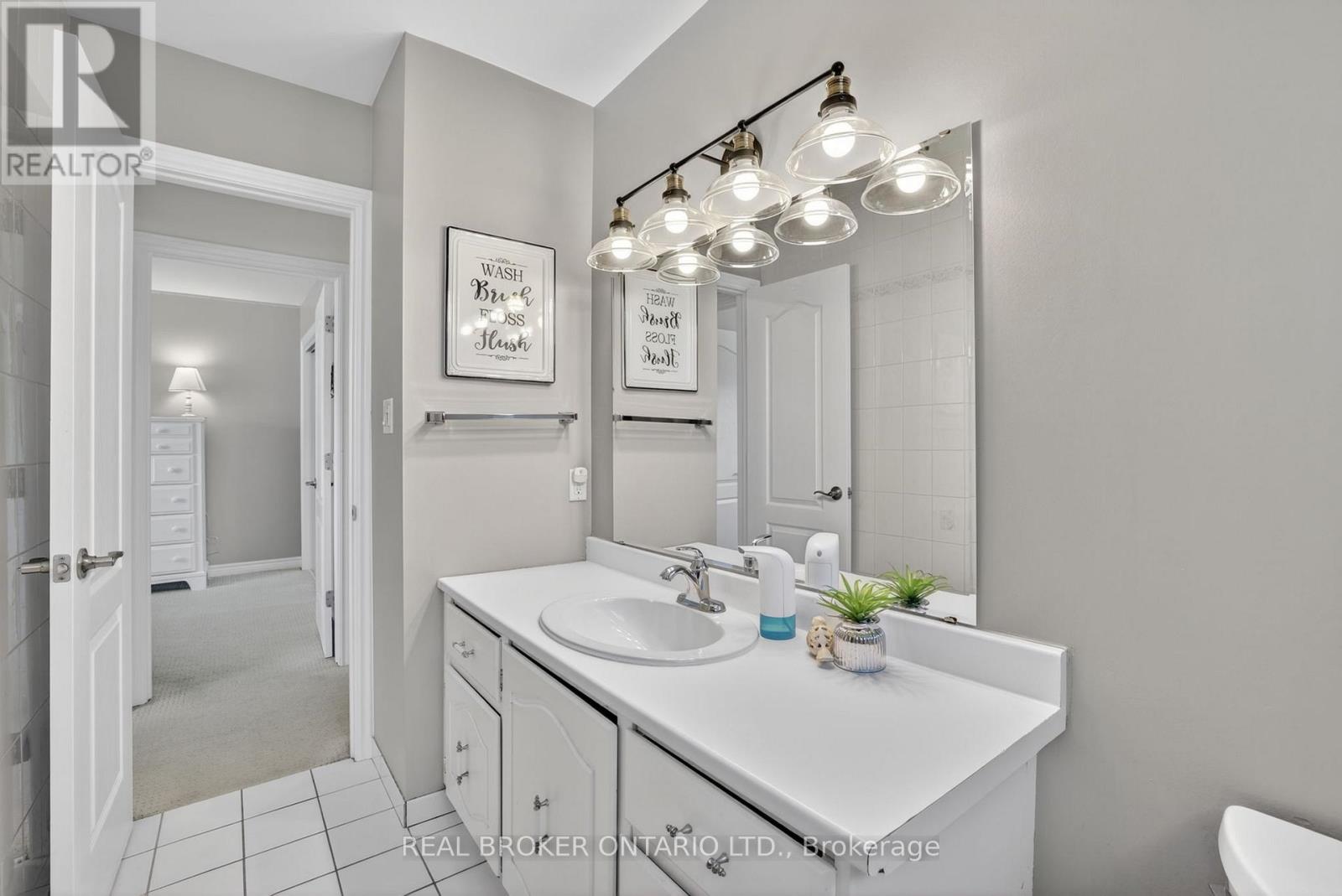 6 Sunset Street, East Gwillimbury, Ontario  L9N 1H4 - Photo 29 - N13190020