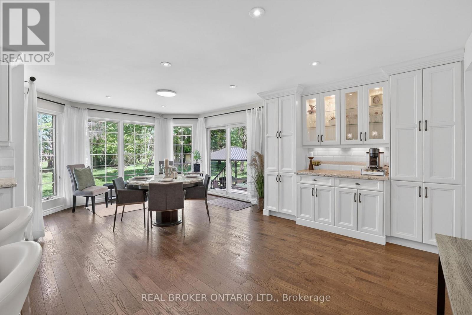 6 Sunset Street, East Gwillimbury, Ontario  L9N 1H4 - Photo 5 - N13190020