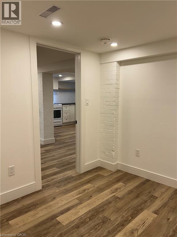 35 Barnesdale Avenue N Unit# Basement, Hamilton, Ontario  L8L 6R7 - Photo 12 - 40827232