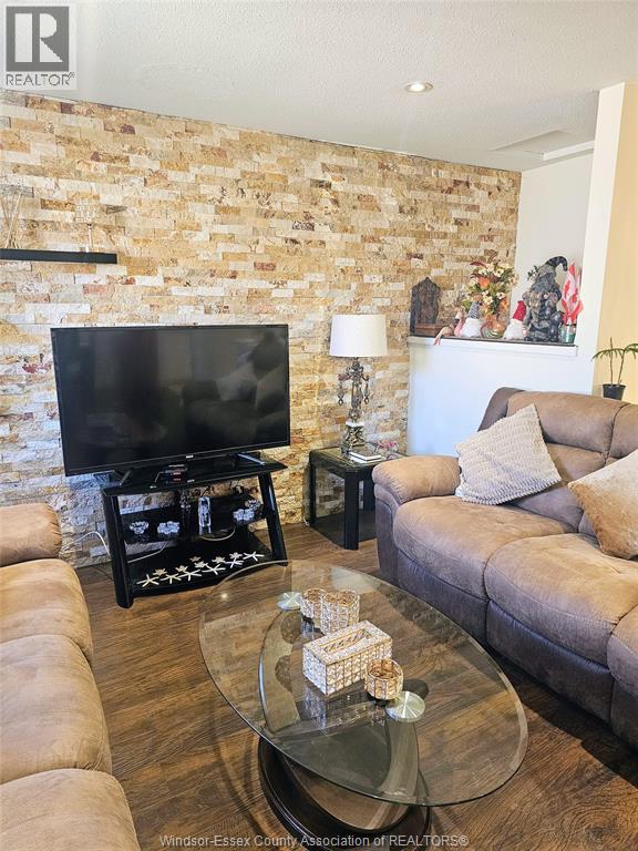 8232 Gregory Place, Windsor, Ontario  N8S 4N4 - Photo 11 - 26012283
