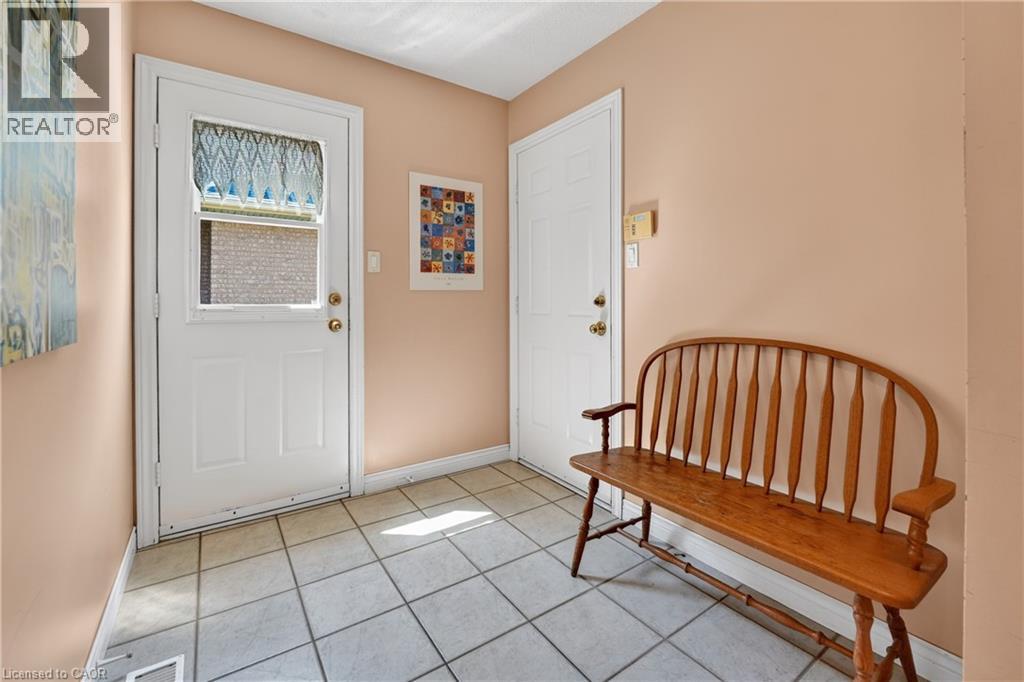 144 Dorchester Drive, Grimsby, Ontario  L3M 5J9 - Photo 12 - 40831583