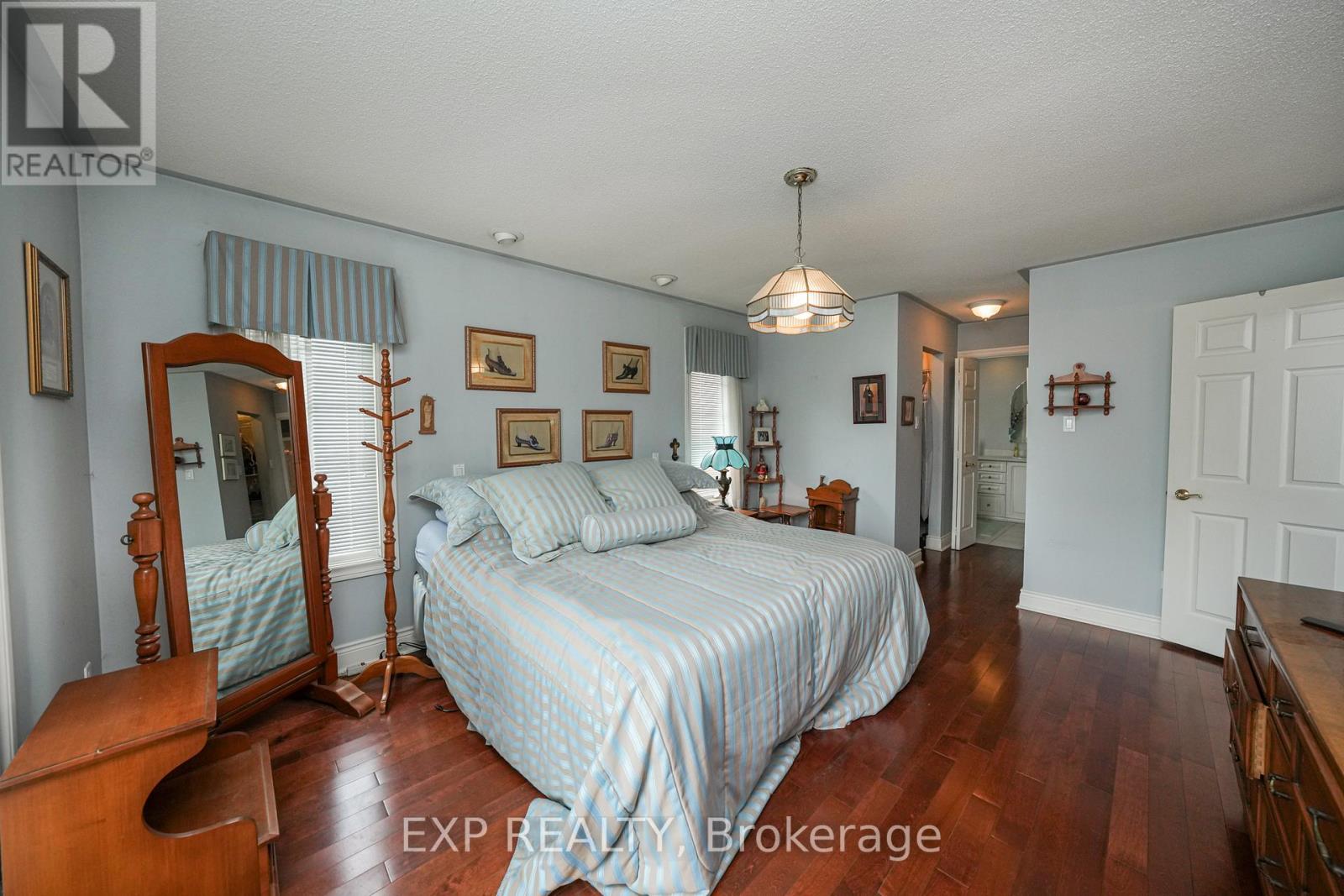 90 Michelin Avenue, Warwick, Ontario  N0M 2S0 - Photo 18 - X13190798