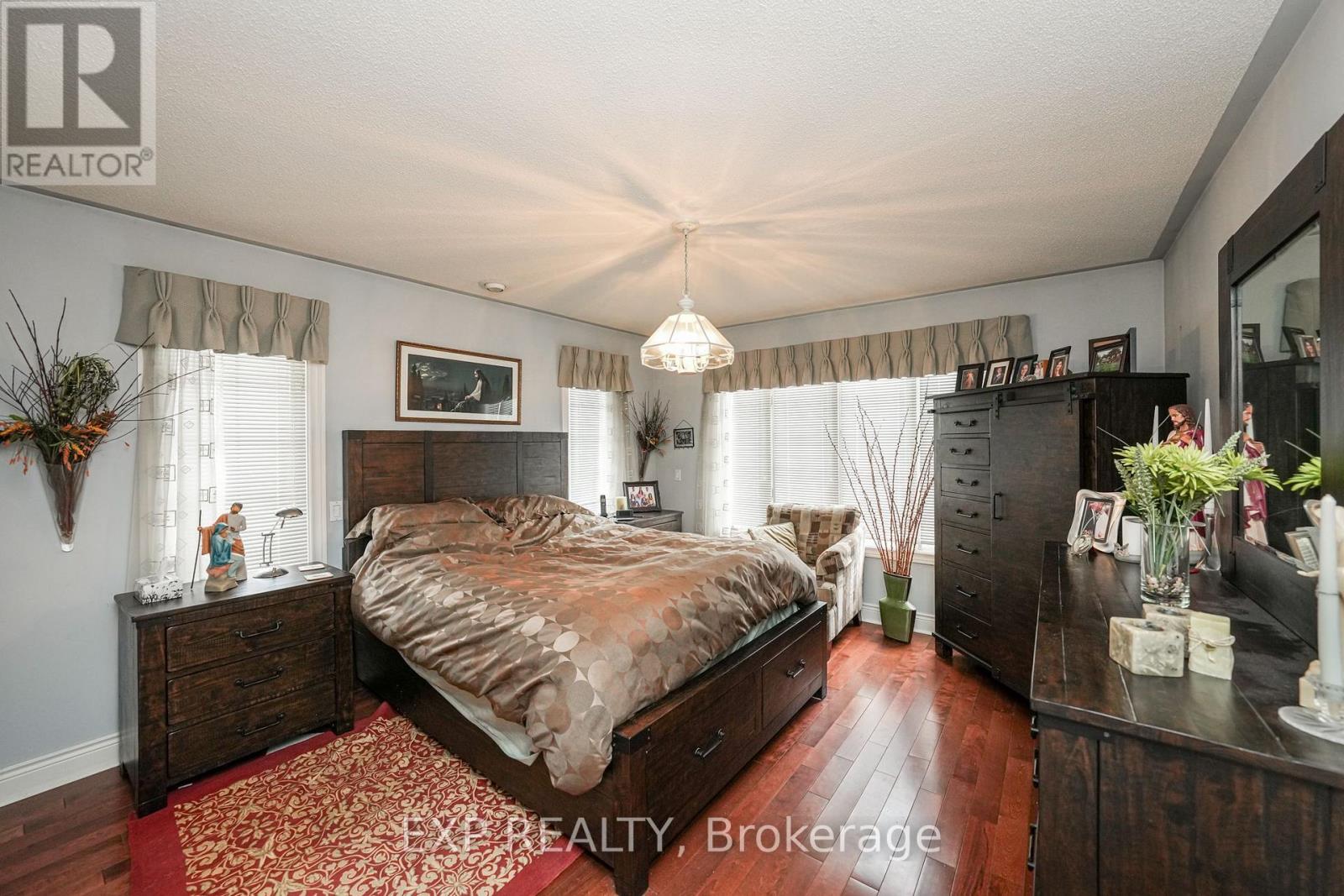 90 Michelin Avenue, Warwick, Ontario  N0M 2S0 - Photo 23 - X13190798