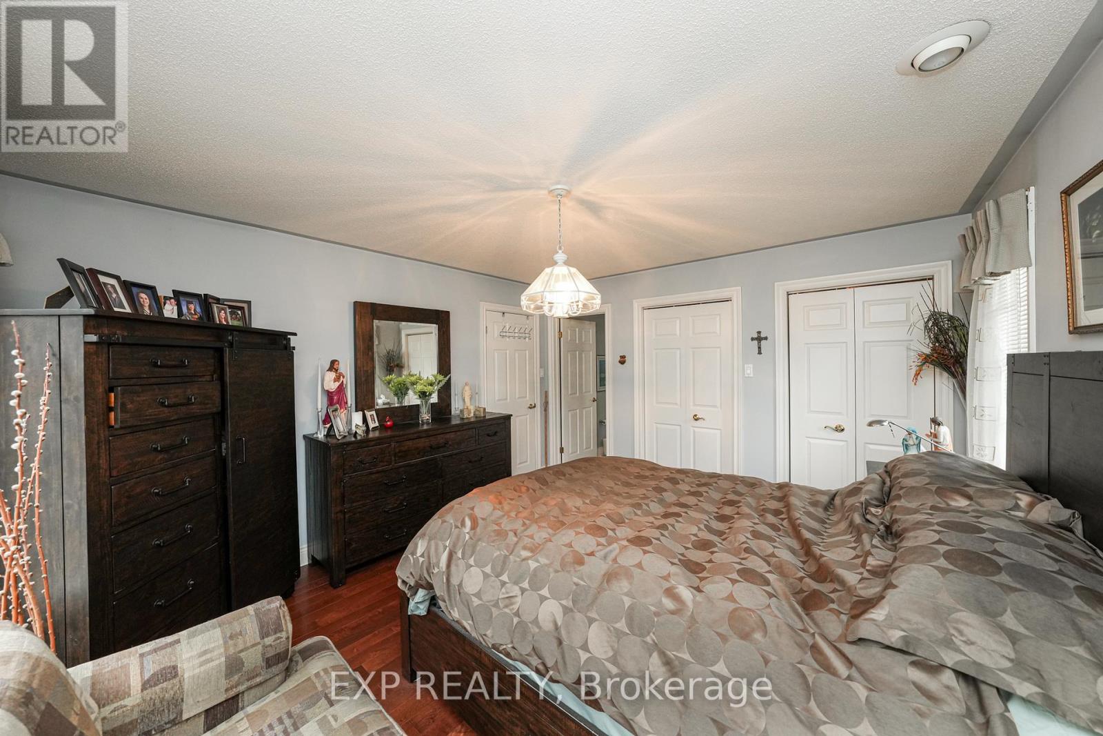 90 Michelin Avenue, Warwick, Ontario  N0M 2S0 - Photo 24 - X13190798
