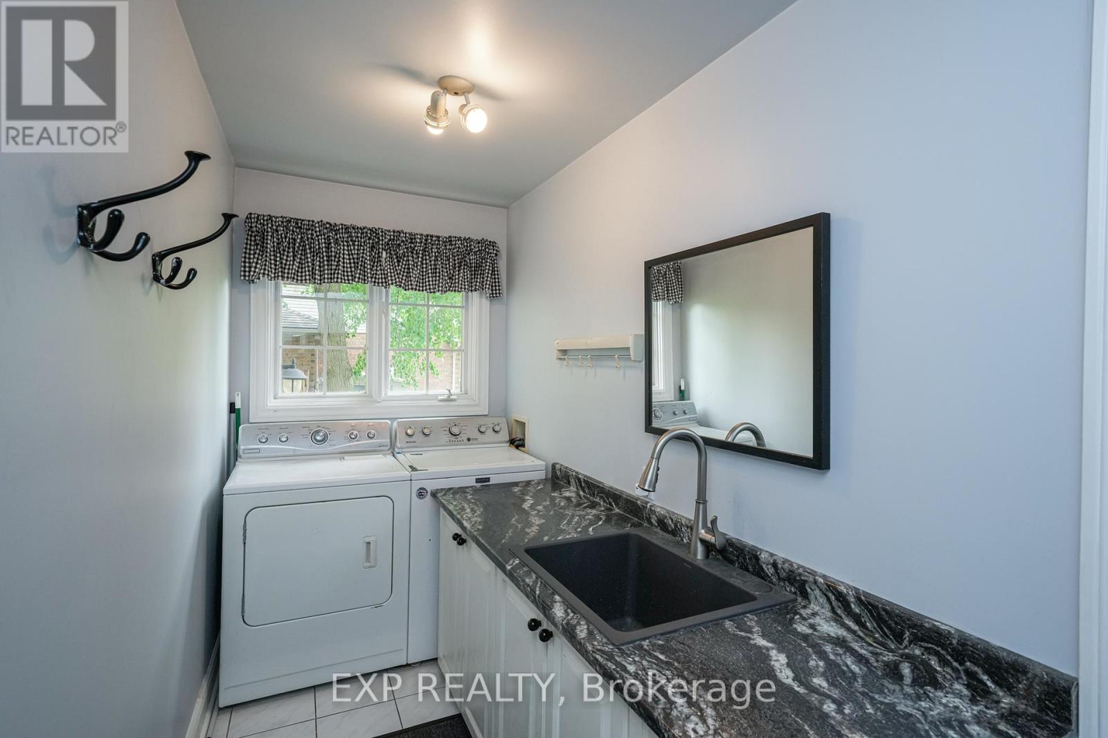 90 Michelin Avenue, Warwick, Ontario  N0M 2S0 - Photo 27 - X13190798