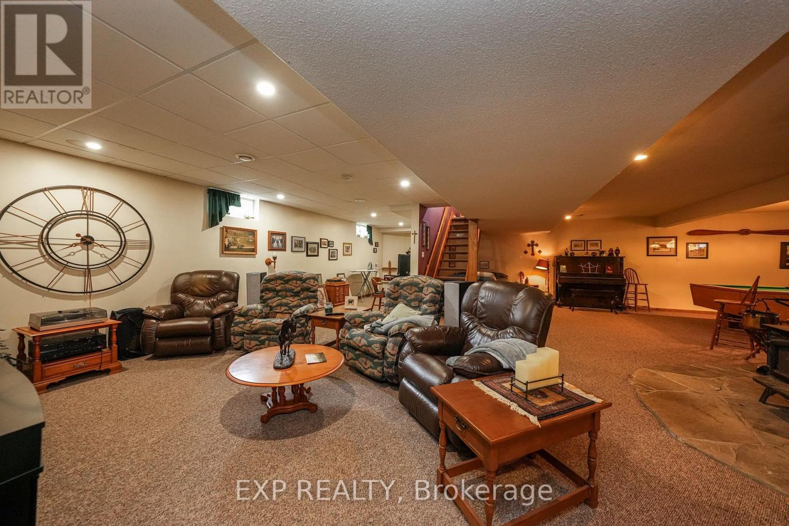 90 Michelin Avenue, Warwick, Ontario  N0M 2S0 - Photo 29 - X13190798