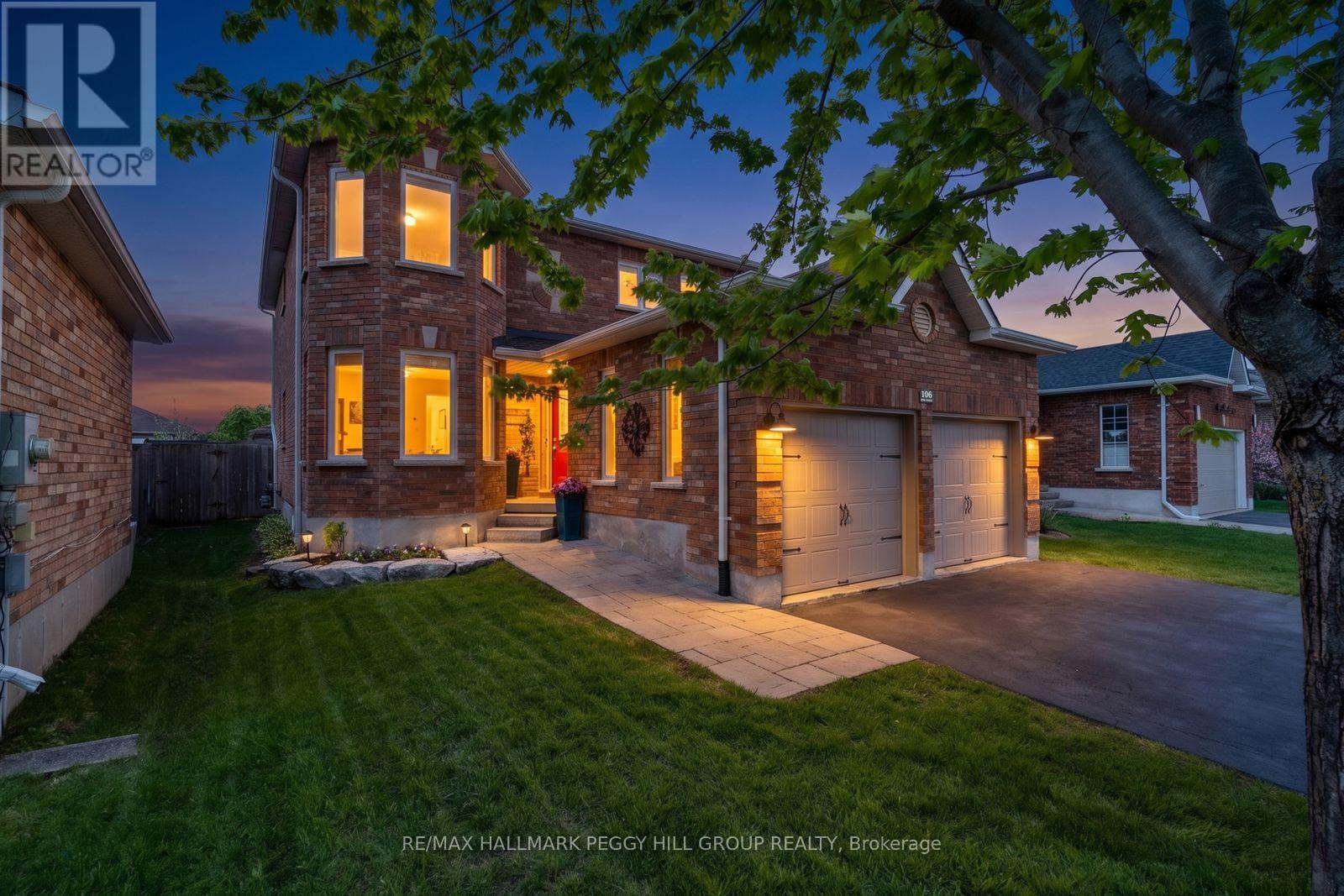 106 Bird Street, Barrie (Edgehill Drive), Ontario  L4N 0W6 - Photo 1 - S13190058