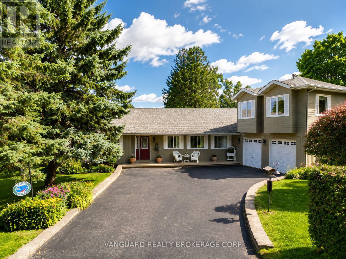 835 Woodland Drive, Oro-Medonte, Ontario  L3V 6H1 - Photo 2 - S13190312