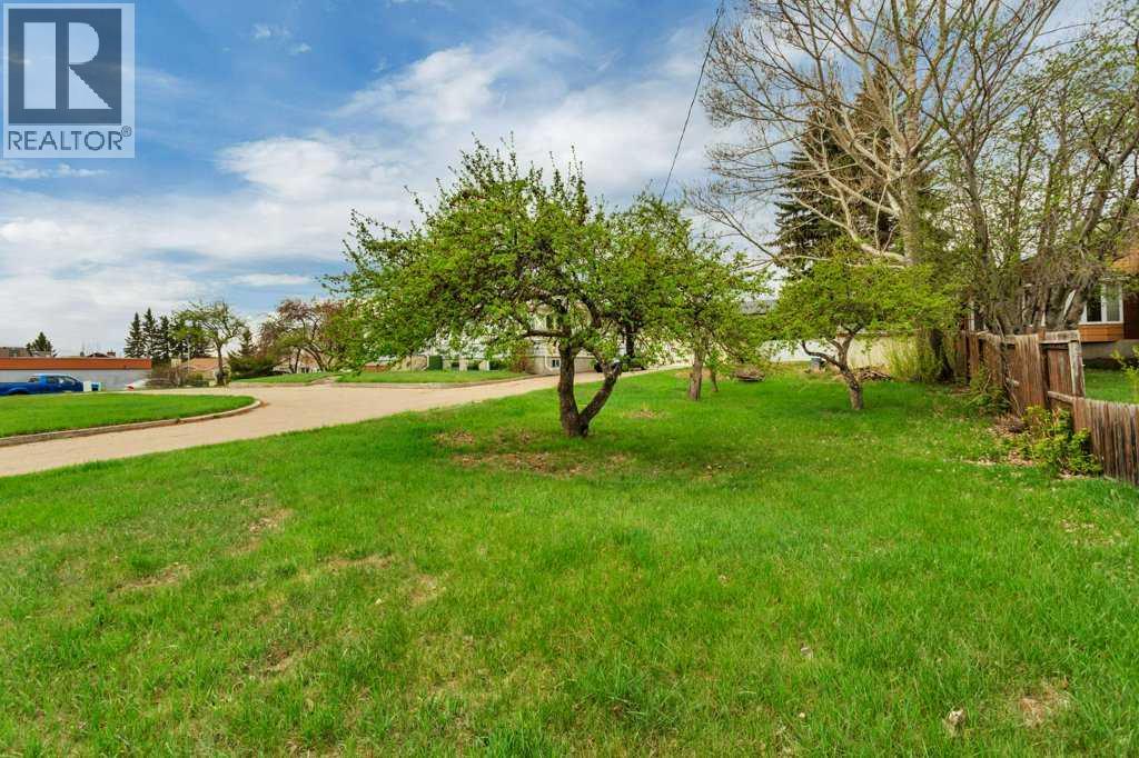 5606 58 Street, Lacombe, Alberta  T4L 1R3 - Photo 44 - A2310936
