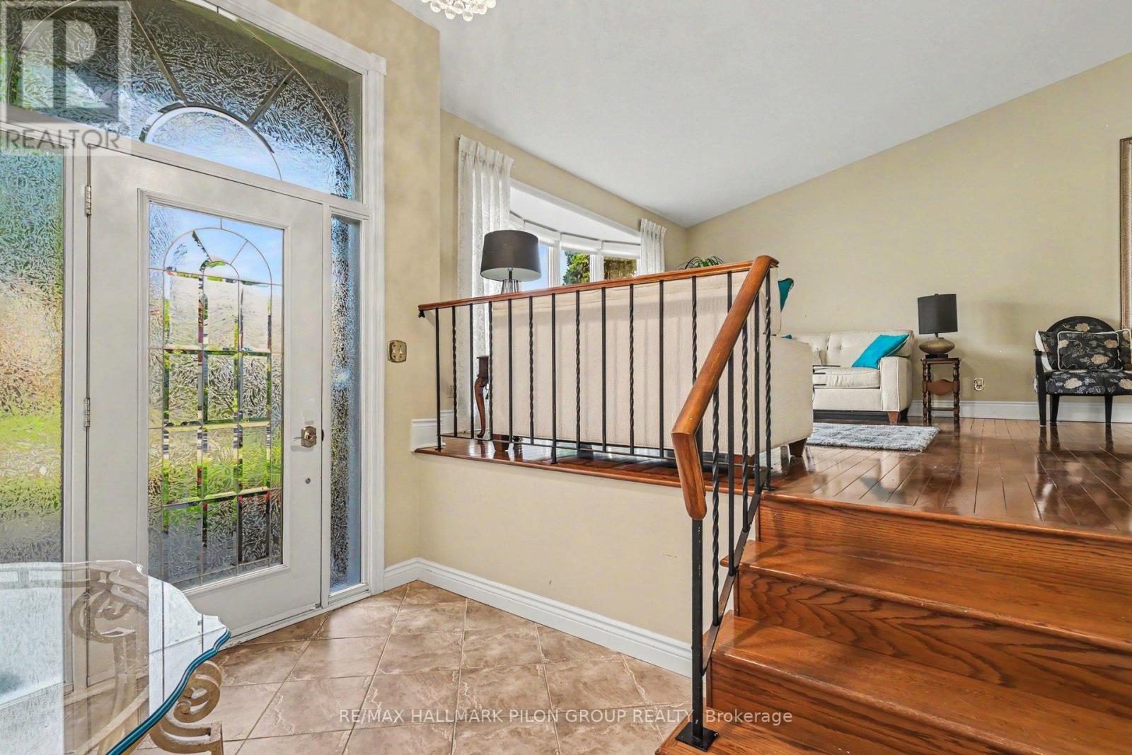 6350 Larmond Avenue, Ottawa, Ontario  K1C 2H6 - Photo 4 - X13191056