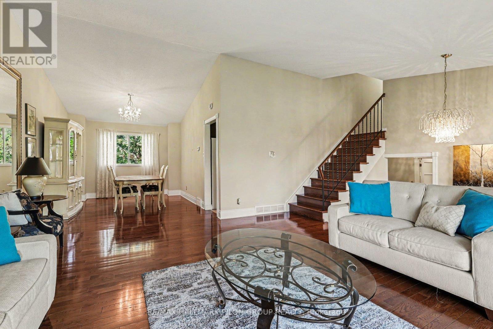 6350 Larmond Avenue, Ottawa, Ontario  K1C 2H6 - Photo 6 - X13191056