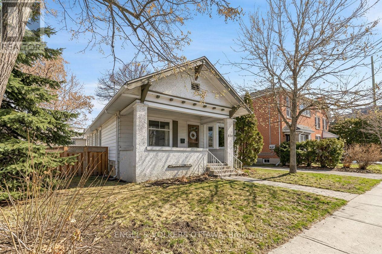 650 Churchill Avenue N, Ottawa, Ontario  K1Z 5G1 - Photo 3 - X13191516