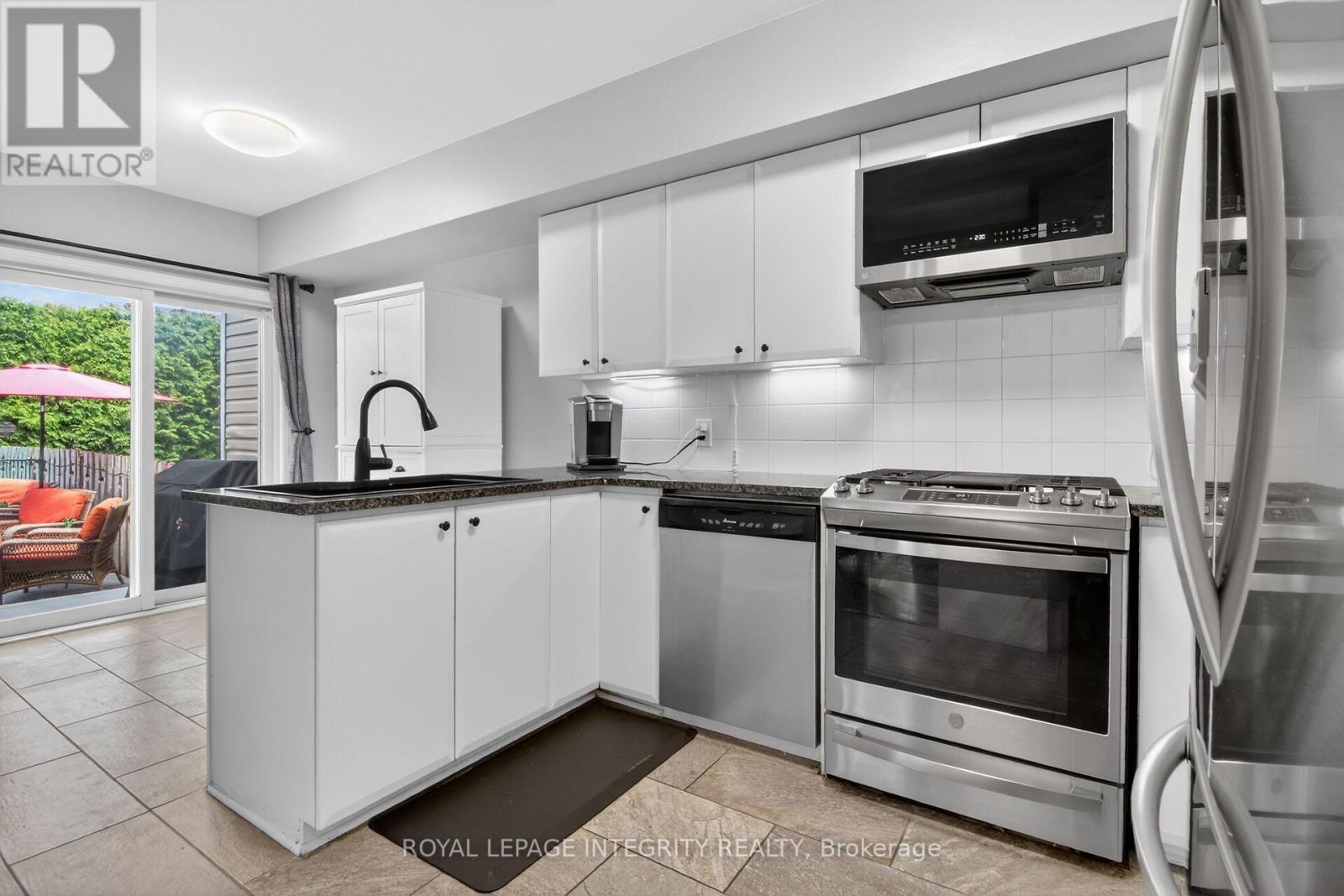1 Chantilly Gate, Ottawa, Ontario  K2S 2B2 - Photo 13 - X13192404