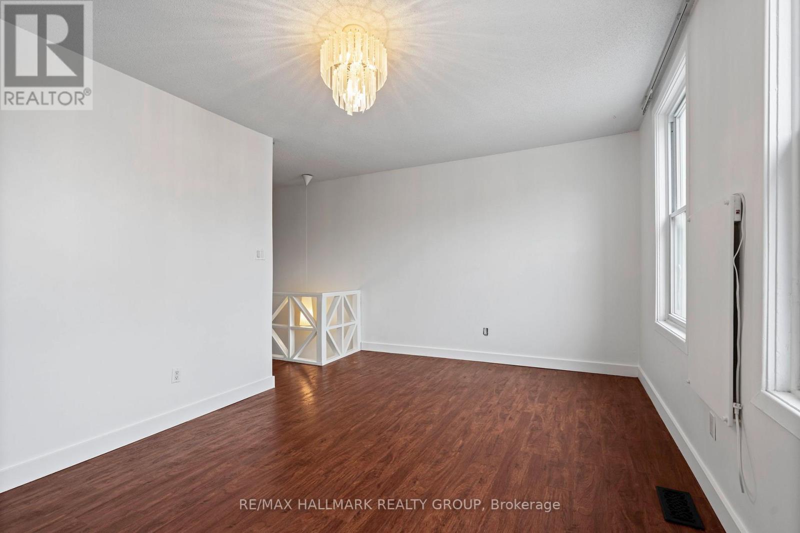 378 Booth Street, Ottawa, Ontario  K1R 7K6 - Photo 4 - X13192556